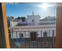 Espaciosa y luminosa Casa de Pueblo de 3 Plantas en El Cuervo, Sevilla/Cádiz.
