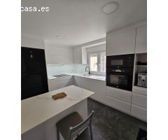 NO pierdas la oportunidad de vivir en esta espacioso chalet .