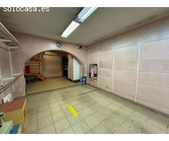 LOCAL COMERCIAL JUNTO CON EDIFICIO EN EL CENTRO DE REUS (CALLE MISERICORDIA)