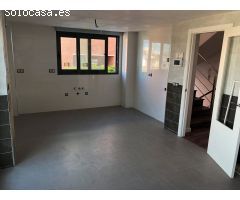 Espectacular vivienda unifamiliar a estrenar con piscina climatizada en zona Lledó de Castellón