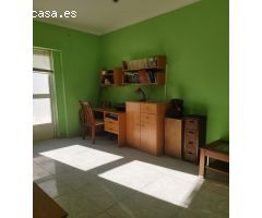 ¡Bienvenidos al hogar de tus sueños en Bujalance, Córdoba!