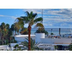 Piso en venta en paseo Miramar con Licencia Turistica