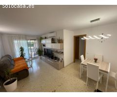 Planta baja con 80 m2 de terraza-jardín a la venta!