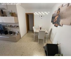 Planta baja con 80 m2 de terraza-jardín a la venta!
