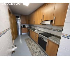 Planta baja con 80 m2 de terraza-jardín a la venta!