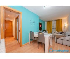 Bonito piso con parking, zona Roureda