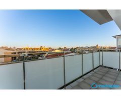 Se vende atico con terraza en Playafels, Castelldeffels