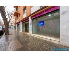 Local comercial en zona inmejorable en torrente Ballester.