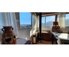 Casa con terreno y vistas espectaculares