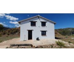 Casa  de campo en el Parque Nacional de la Sierra de las Nieves