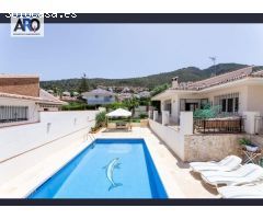 Chalet Independiente en Alhaurín de la Torre – Exclusividad y Confort en un Entorno Privilegiado