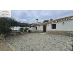 ¡Vive en el corazón de la naturaleza! Casa de campo  rustica en la Sierra de Aguaderas