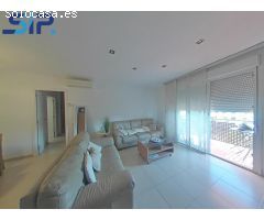 PISO EN VENTA.ZONA LA GIRADA.