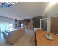 PISO EN VENTA.ZONA LA GIRADA.