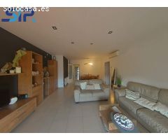 PISO EN VENTA.ZONA LA GIRADA.