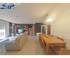 PISO EN VENTA.ZONA LA GIRADA.