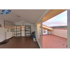 CASA ADOSADA EN VENTA EN AVINYONET DEL PENEDÉS