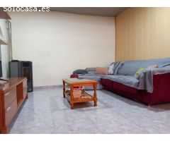 Casa en venta o Opción a compra en Vilobí del Penedès.