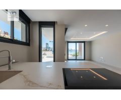 APARTAMENTOS NUEVOS EN 1ª LINEA DE PLAYA EN BENIDORM