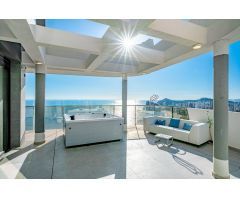 ¡Oportunidad Única en Benidorm! HIGH PREMIUM LUXURY APARTMENT CON IMPRESIONANTES VISTAS AL MAR - PLA