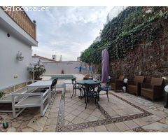 CHALET EN LA EXCLUSIVA ZONA DE ATABAL, MÁLAGA.