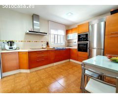 Adosado en Venta en Málaga del Fresno, Málaga
