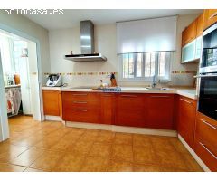 Adosado en Venta en Málaga del Fresno, Málaga