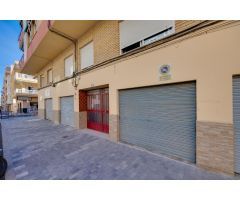 SE VENDE GARAJE DE 31 M2!!! ACCESO DESDE LA CALLE, CERRADO E INDEPENDIENTE EN EL CENTRO.