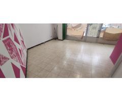 LOCAL COMERCIAL EN TORRELAVEGA PRÓXIMO A LA CALLE CONSOLACIÓN JUNTO A LA IGLESIA DE LA ASUNCIÓN.