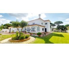 PRECIOSO CHALET EN LA URB. ROCHE, CONIL DE LA FRONTERA