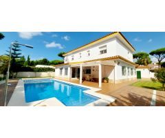 PRECIOSO CHALET EN LA URB. ROCHE, CONIL DE LA FRONTERA