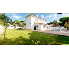 PRECIOSO CHALET EN LA URB. ROCHE, CONIL DE LA FRONTERA