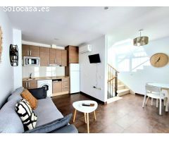 ¡Oportunidad Única! Dúplex + Estudio en el Centro de Conil con Terraza Privada y Vistas al Mar