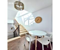 ¡Oportunidad Única! Dúplex + Estudio en el Centro de Conil con Terraza Privada y Vistas al Mar