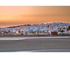 Vivienda en ubicación privilegiada, cerca de la playa de Los Bateles
