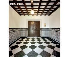 FINCA PALACIEGA DEL SIGLO XIX EN VEJER DE LA FRONTERA. Una joya histórica en el casco antiguo