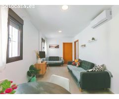 ¡Vivienda en pleno centro de Conil, a un paso de la playa Los Bateles!