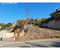 ¡Oportunidad  única en el Papiol: Terreno con vistas en el Parque Natural de Collserola!