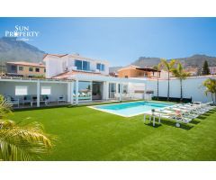 VILLA DE LUJO CON VISTAS AL MAR