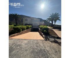 VILLA CON VISTA PANORÁMICA