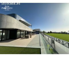 VILLA DE LUJO CERCA DEL CAMPO DE GOLF
