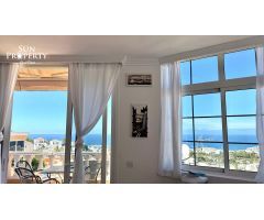 ADOSADO CON VISTAS PANORAMICAS AL MAR