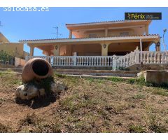 SE VENDE CHALET INDEPENDIENTE  EN TORRENTE