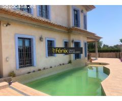 SE VENDE CHALET EN LIRIA