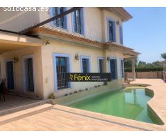 SE VENDE CHALET EN LIRIA