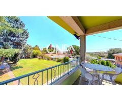 Gran chalet con piscina en parcela de casi 1.500?m².