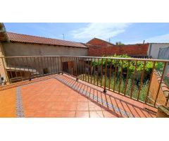 CASA DE CAMPO CON TERRENO EN REBOLLAR DE LOS OTEROS