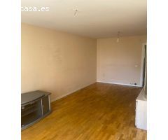 PISO 3.DORMIT. CON TERRAZA-PATIO 80 M2. EN TROBAJO DEL CAMINO
