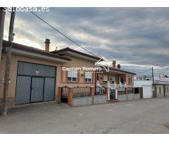 VIVIENDA UNIFAMILIAR AMUEBLADA   A 40 KM DE SALAMANCA  EN PLANTA BAJA CON JARDIN