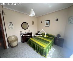 CASA DE 2 PLANTA CON GARAJE Y PATIO A  40 KM DE SALAMANCA